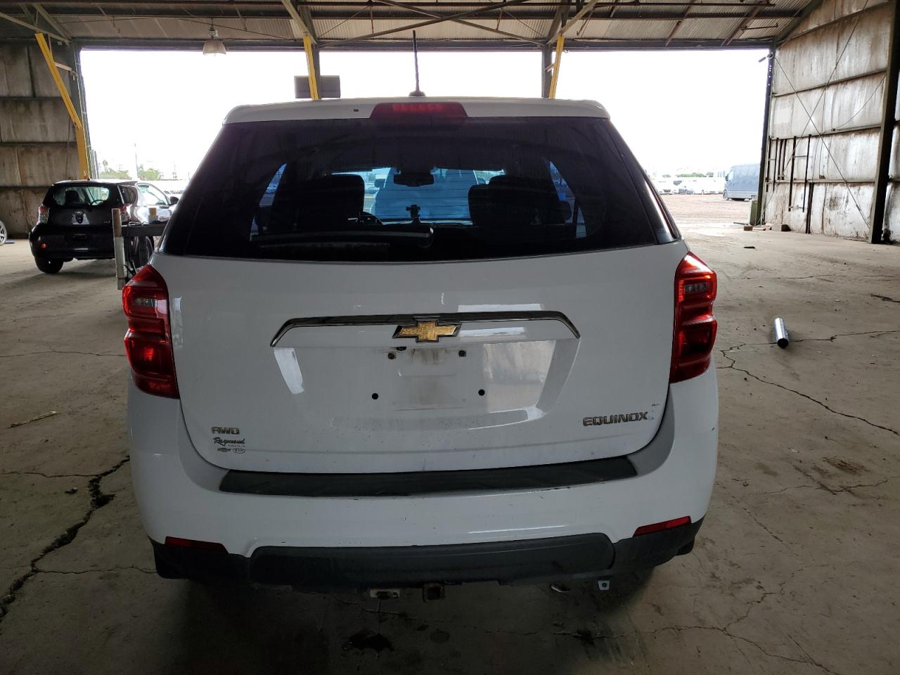 Chevrolet Equinox Ls Image 12