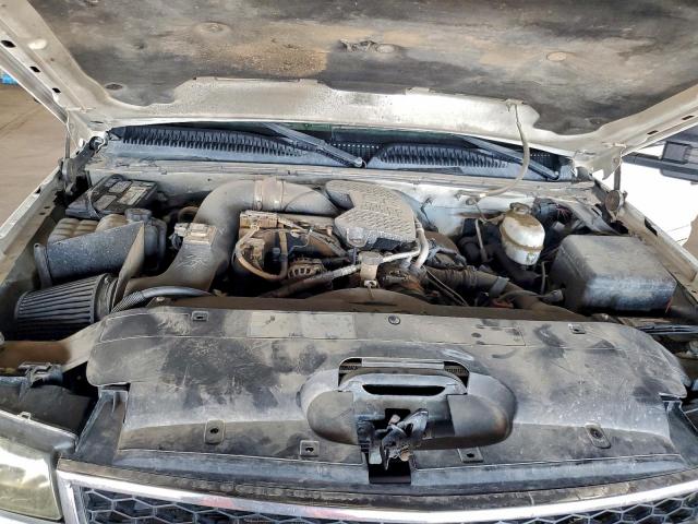 Chevrolet Silverado K2500 Heavy Duty Image 12