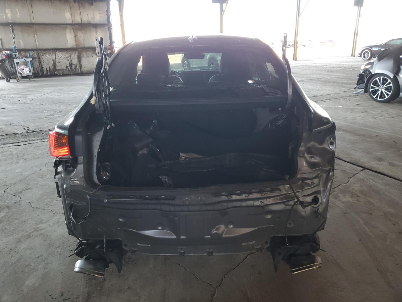 Lexus Is 300 Image 12