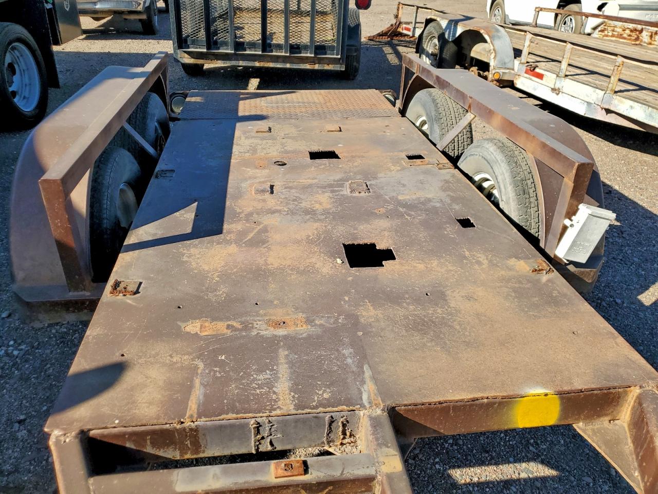 Unknown Trailer Image 10