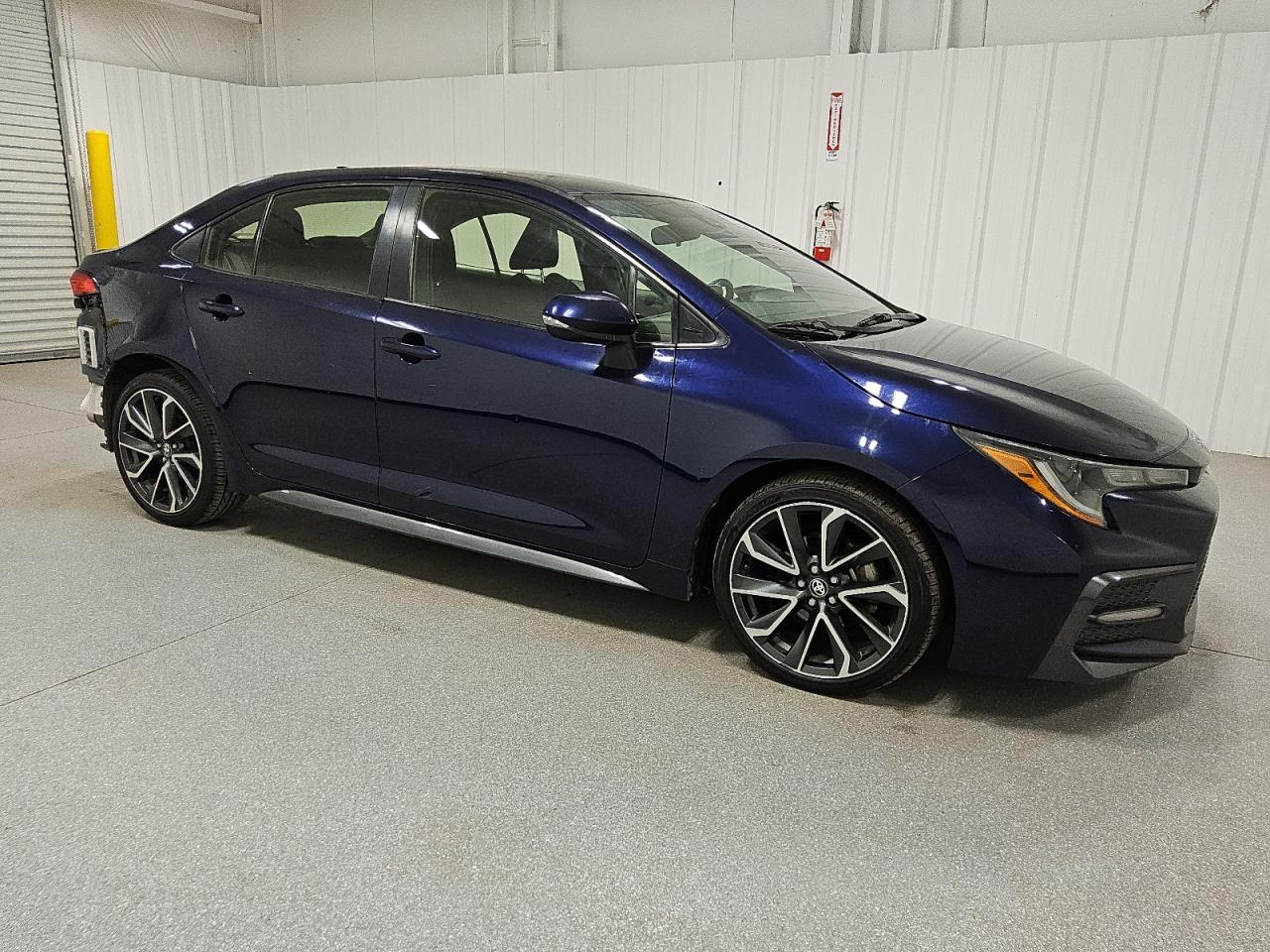 Toyota Corolla Se Image 12