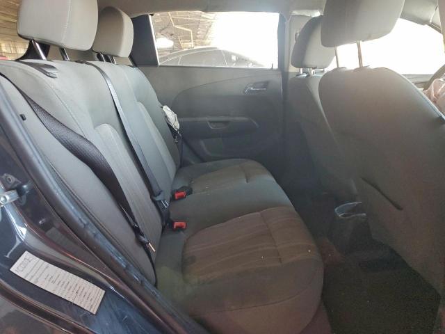 Chevrolet Sonic Lt Image 5