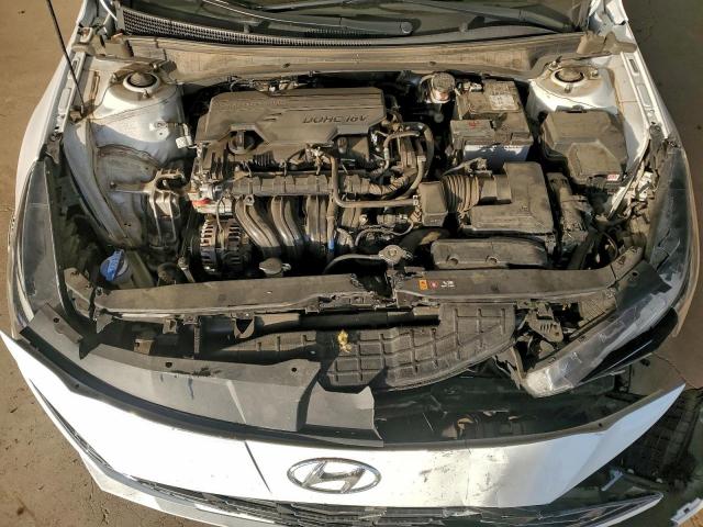 Hyundai ELANTRA Sel Image 6