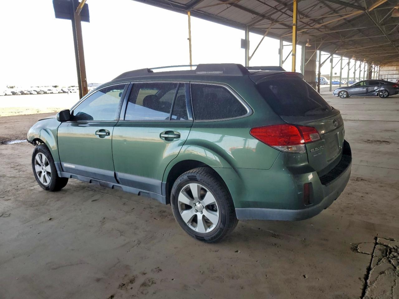 Subaru Outback 2.5i Premium Image 2