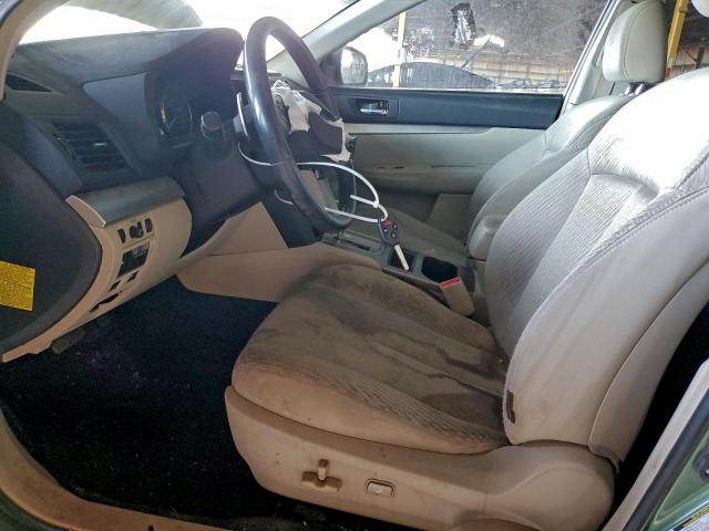 Subaru Outback 2.5i Premium Image 5