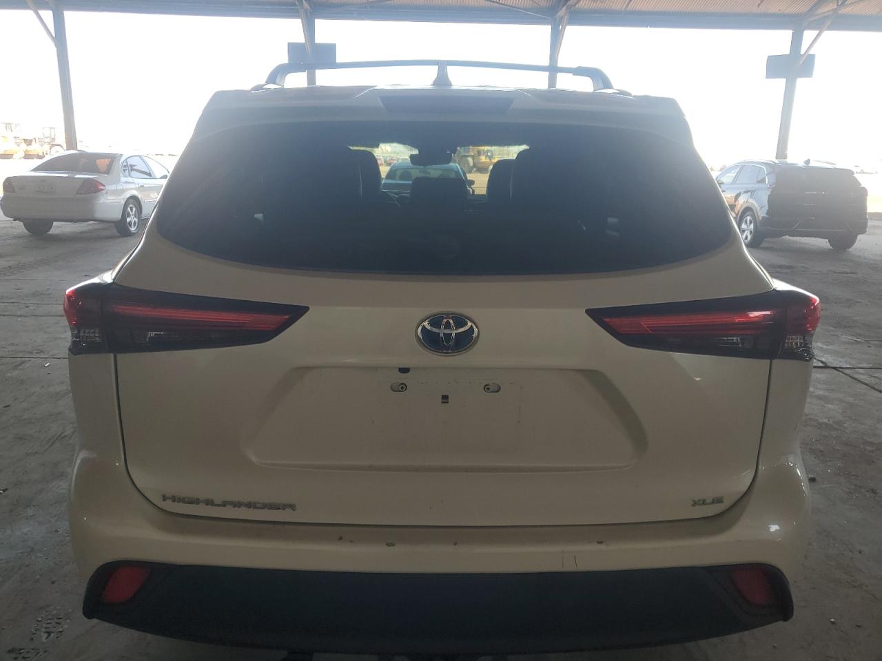 Toyota Highlander Hybrid Xle Image 6