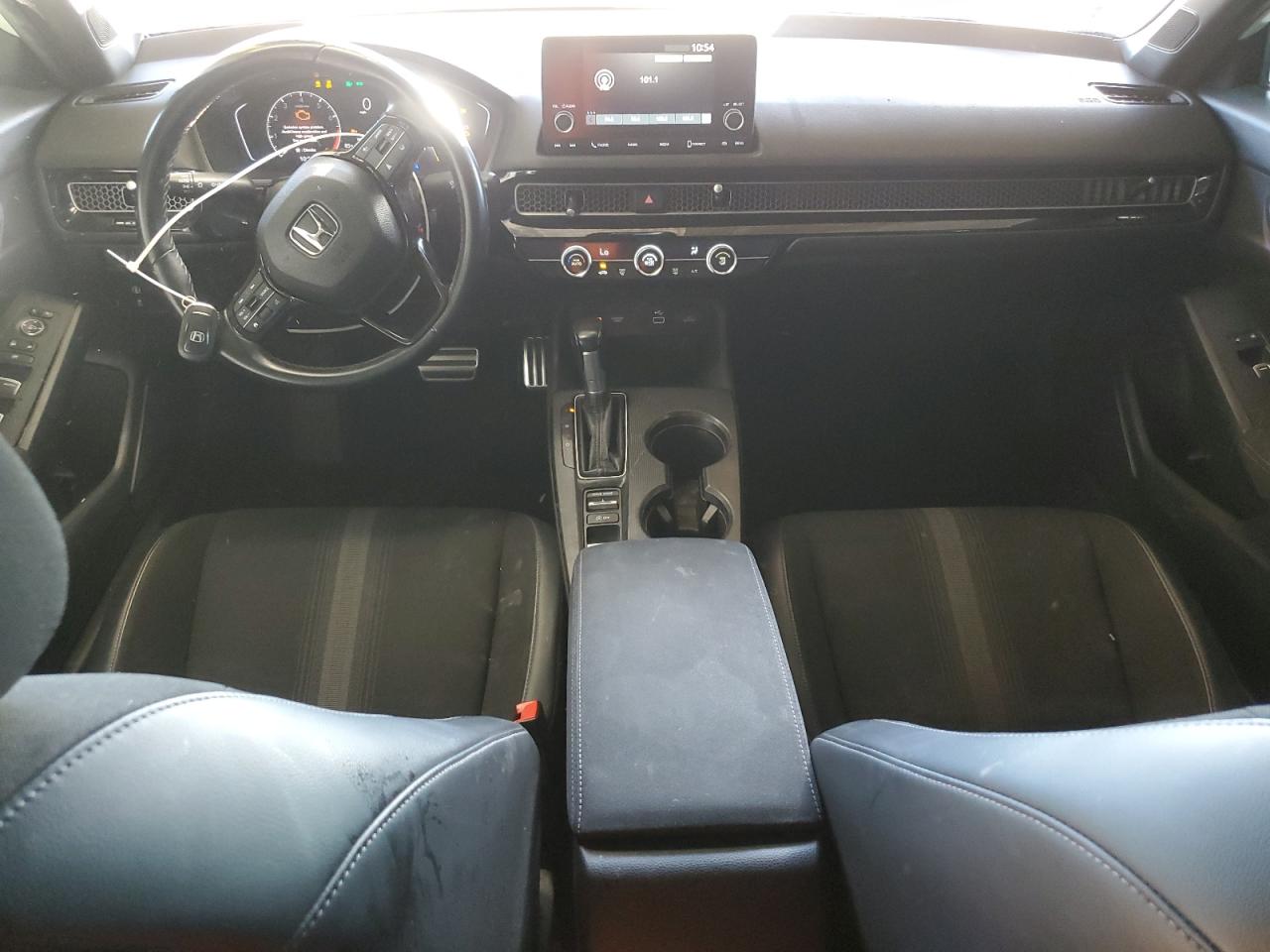 Honda Civic Sport Image 2