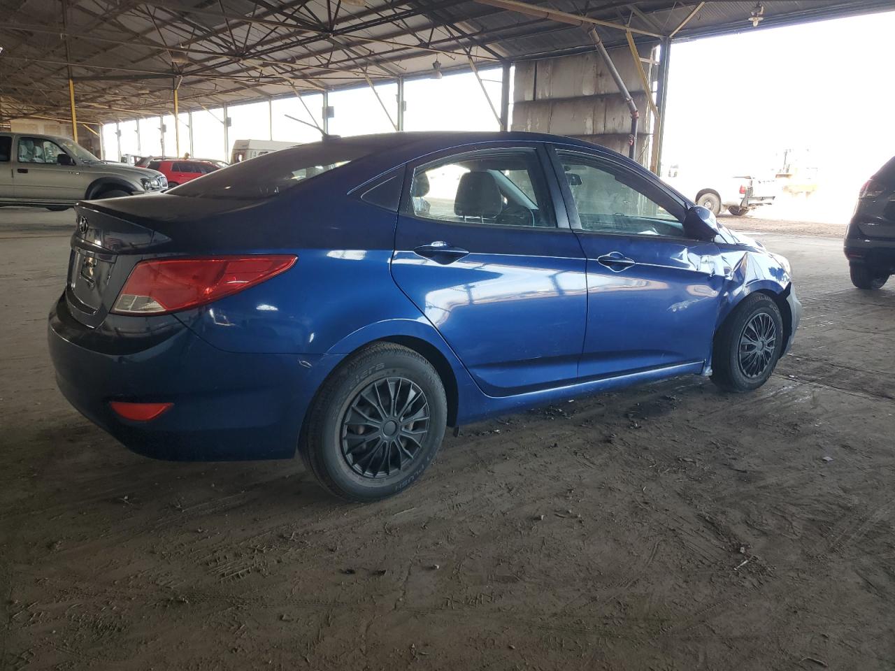 Hyundai ACCENT Se Image 9