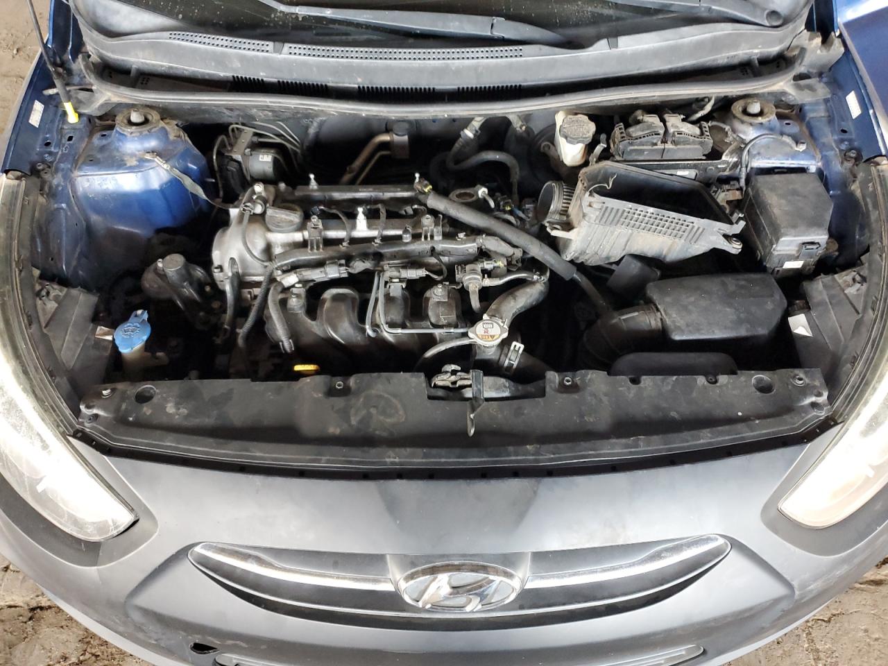 Hyundai ACCENT Se Image 12