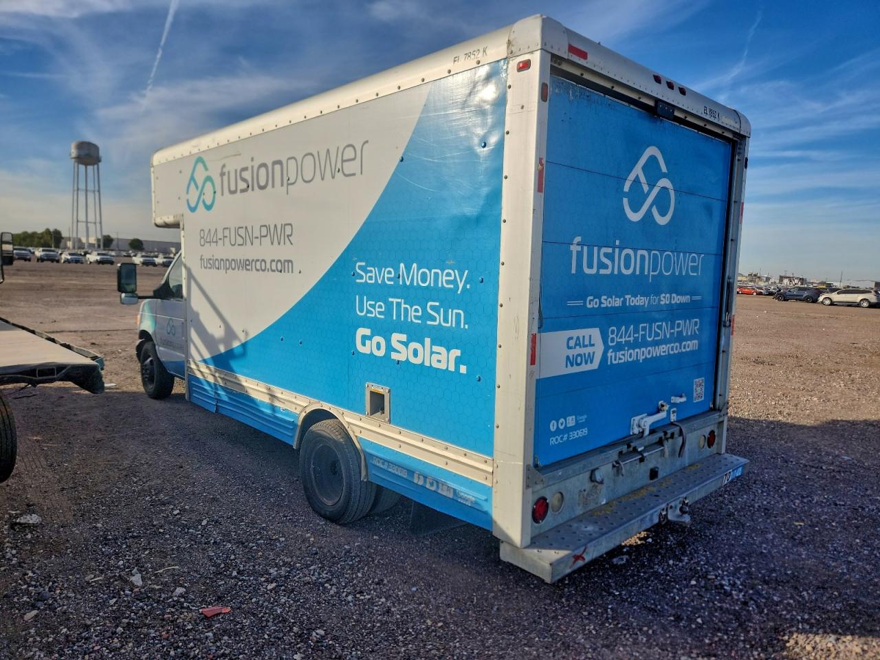 Ford Econoline E450 Super Duty Cutaway Van Image 11