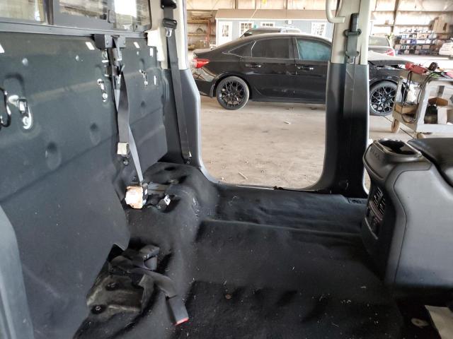 Nissan Titan Platinum Reserve Image 8