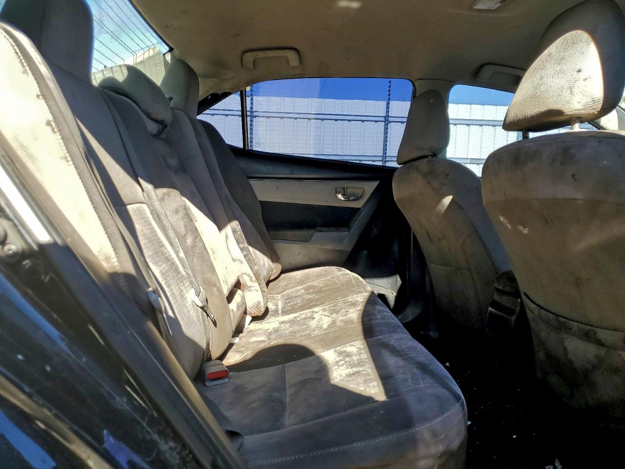 Toyota Corolla L Image 11