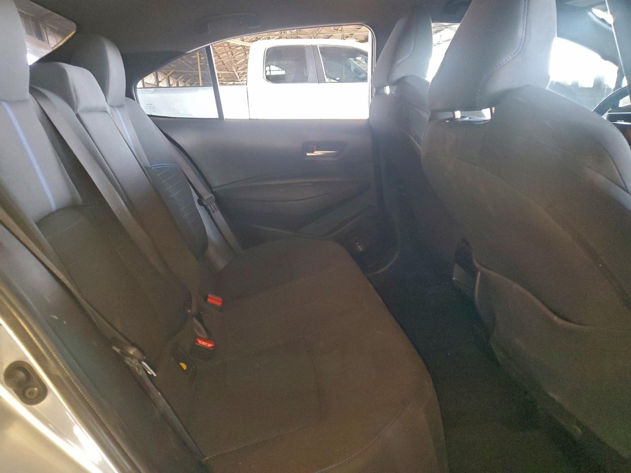 Toyota Corolla Se Image 10