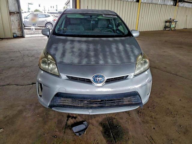 Toyota Prius Image 5