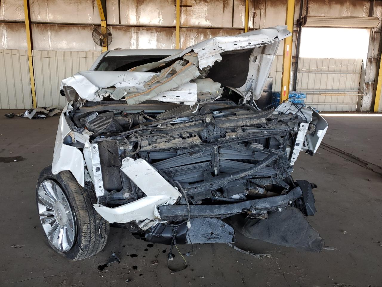 Cadillac Escalade Esv Premium Luxury Image 4