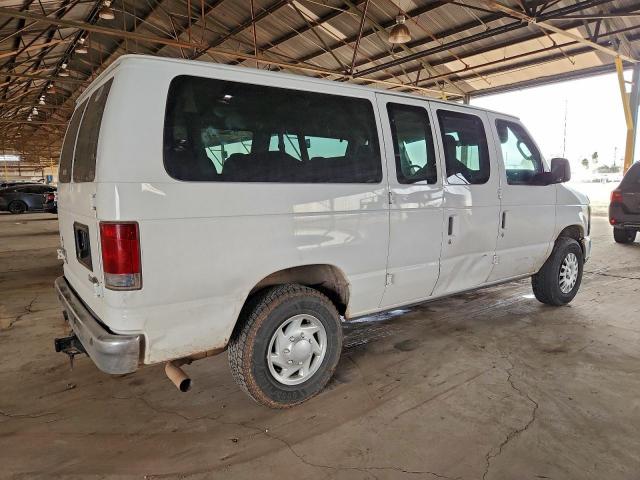 Ford Econoline E350 Super Duty Wagon Image 2