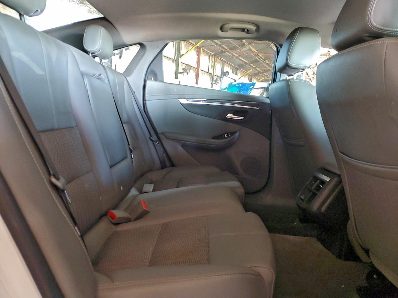 Chevrolet Impala Lt Image 7