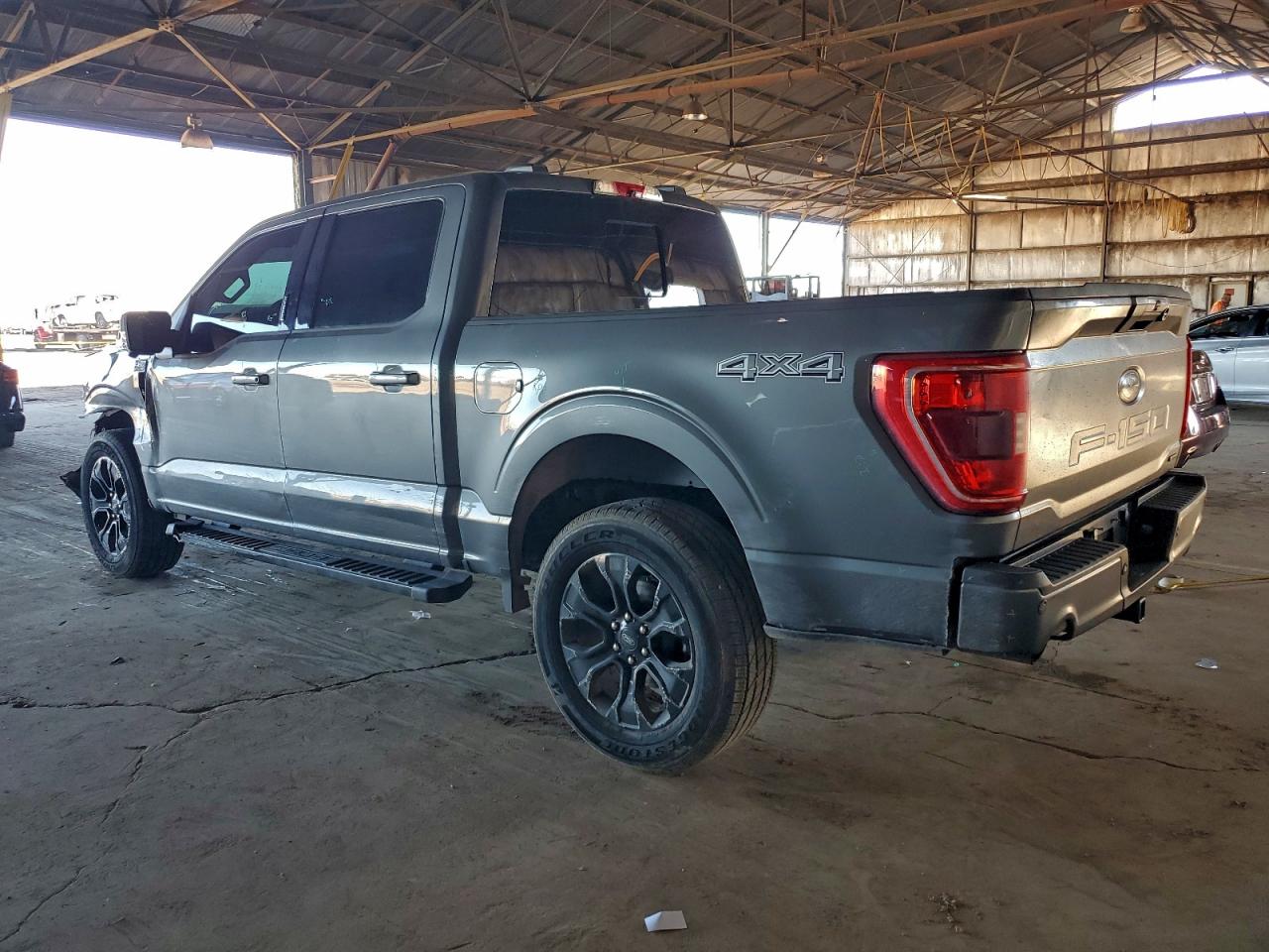 Ford F-150 Supercrew Image 8
