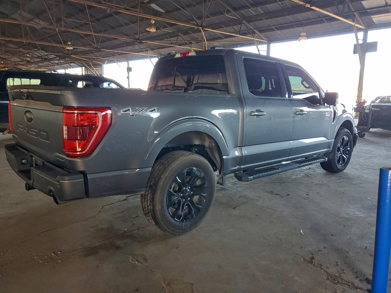 Ford F-150 Supercrew Image 2