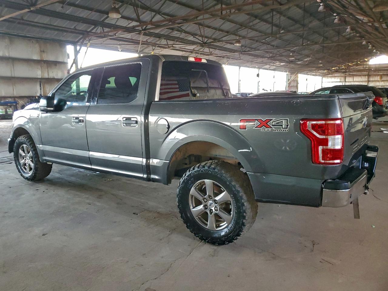 Ford F-150 Supercrew Image 4