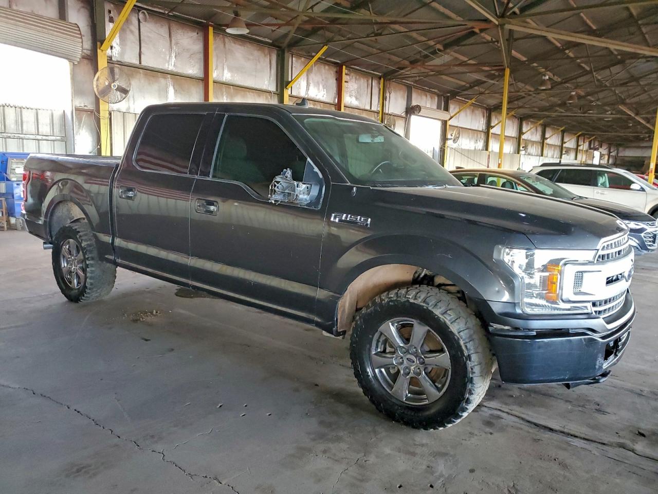 Ford F-150 Supercrew Image 3