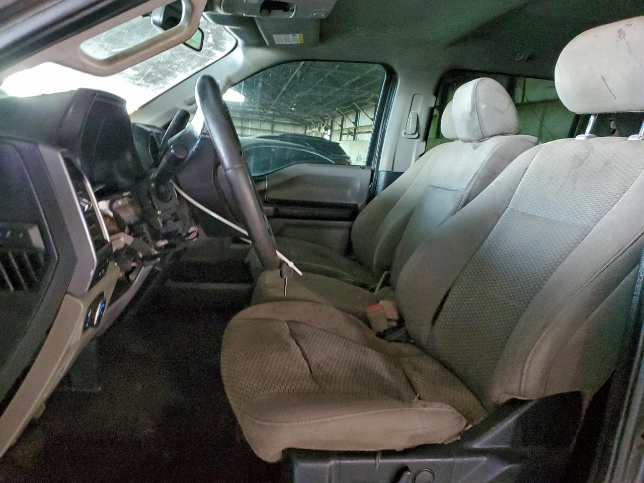 Ford F-150 Supercrew Image 9