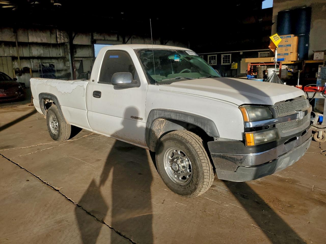 Chevrolet Silverado C2500 Image 4