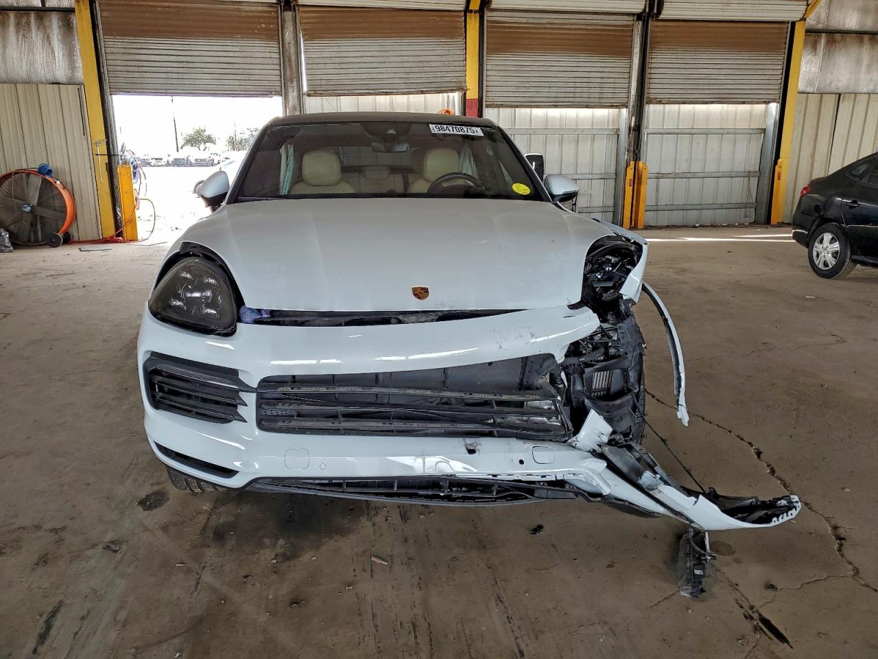 Porsche Cayenne E Hybrid Coupe Image 7