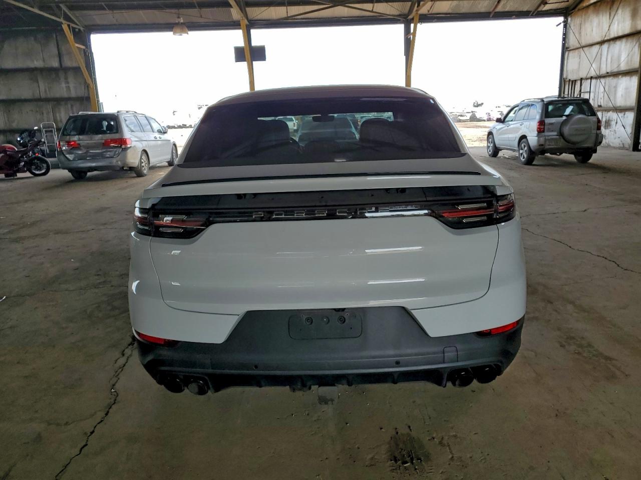 Porsche Cayenne E Hybrid Coupe Image 4