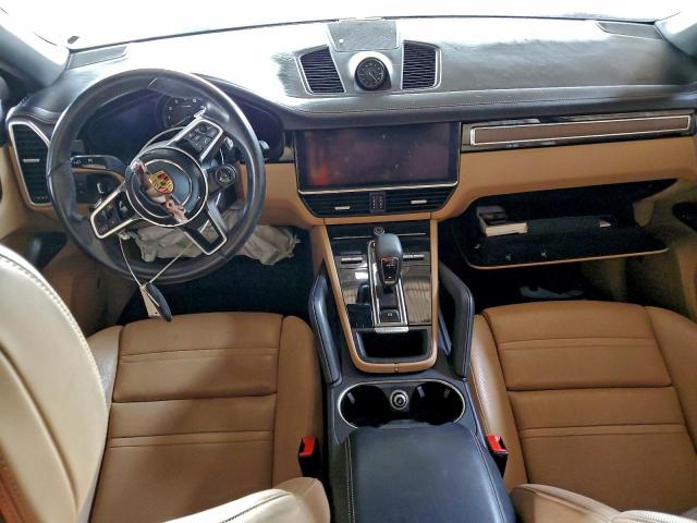 Porsche Cayenne E Hybrid Coupe Image 10