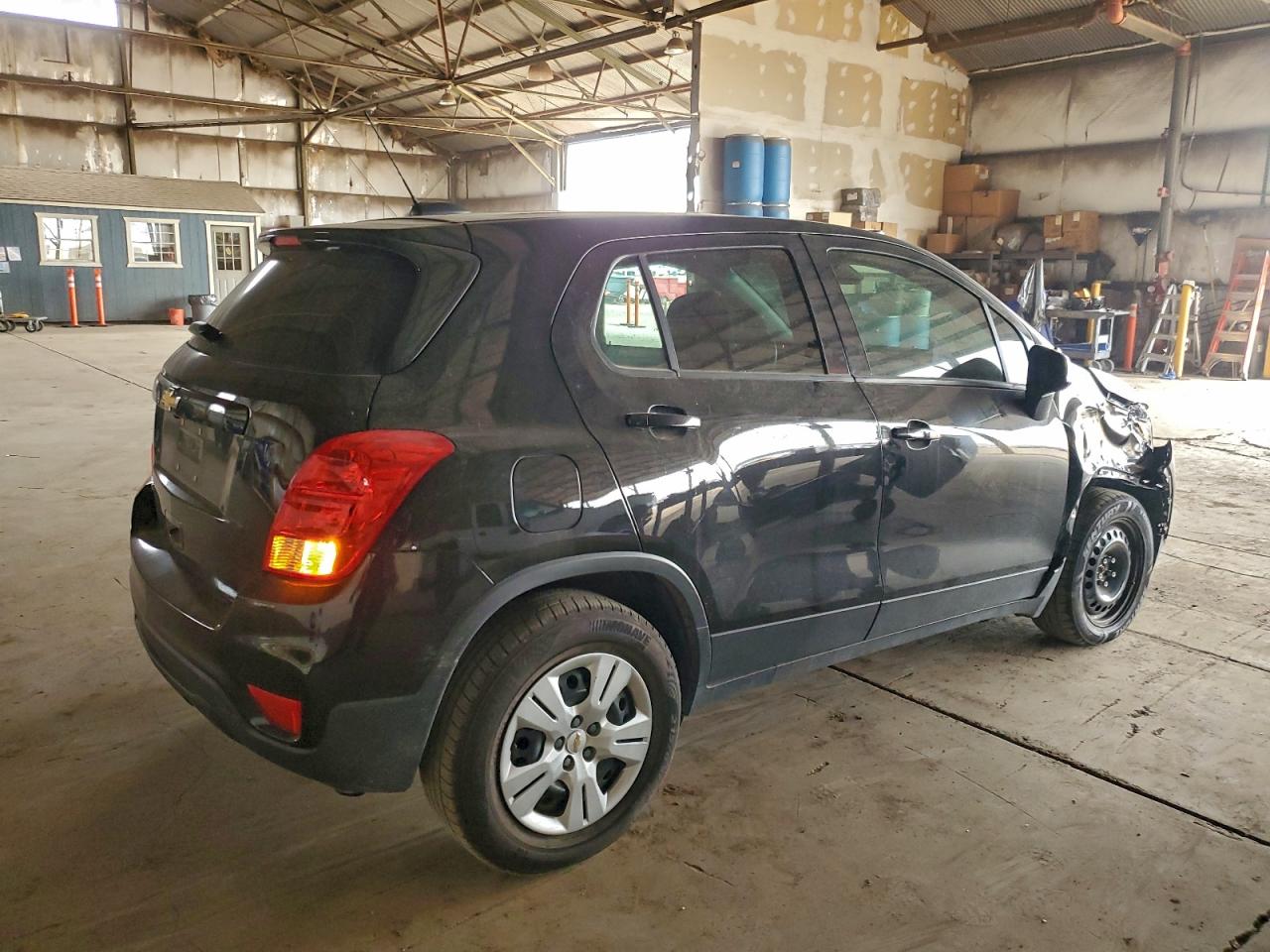 Chevrolet Trax Ls Image 11