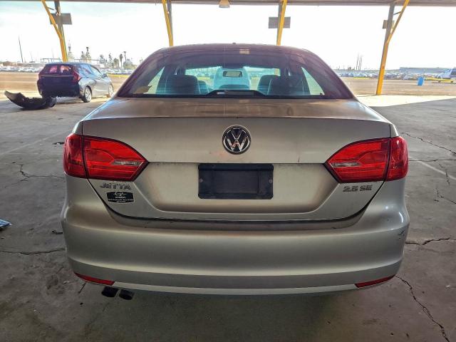 Volkswagen Jetta Se Image 8