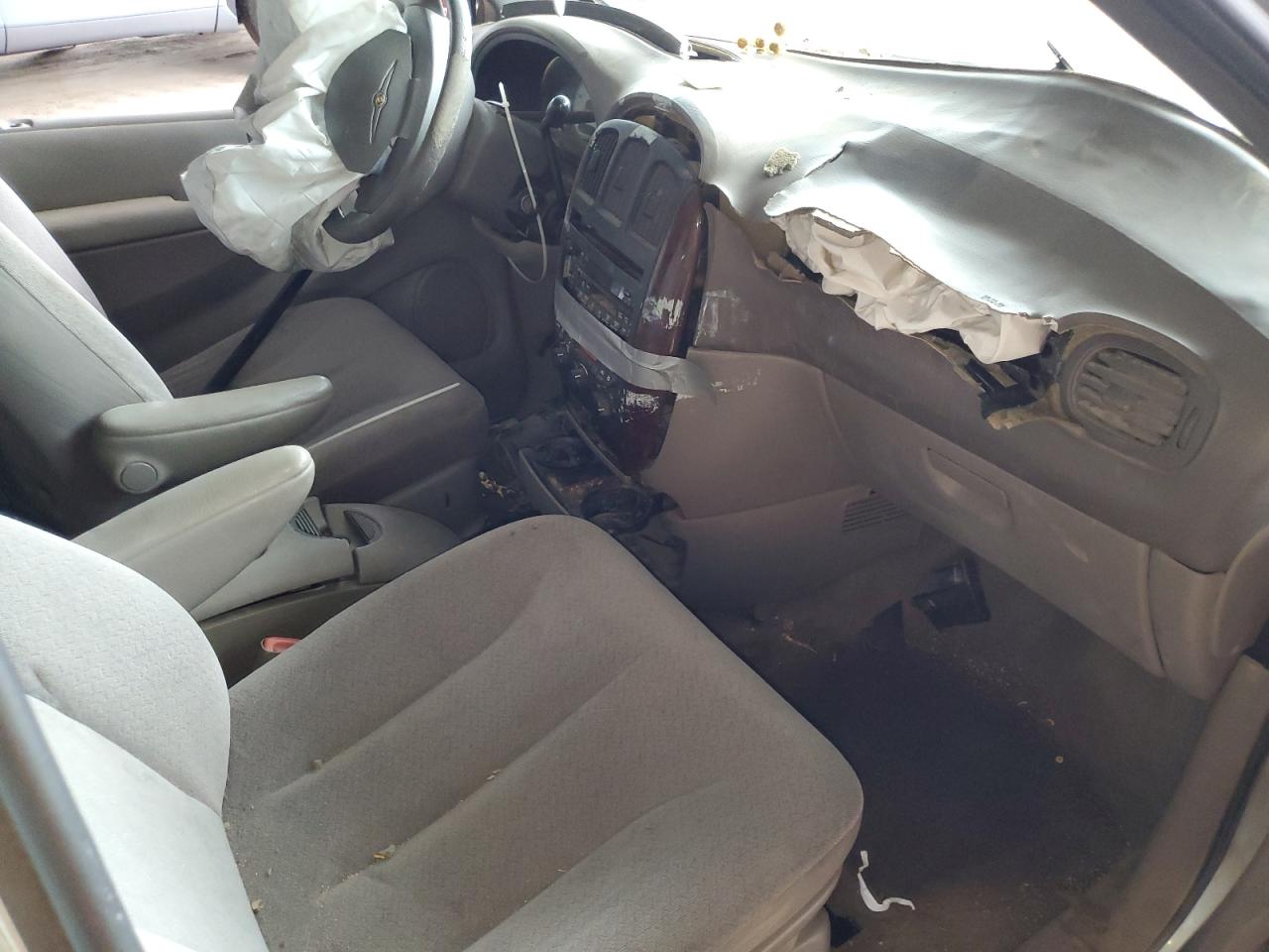 Chrysler Minivan Ex Image 12