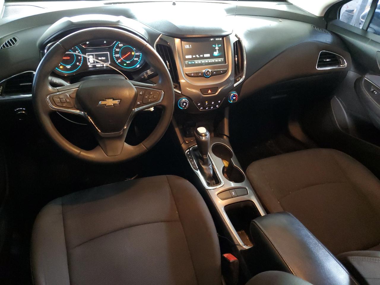 Chevrolet Cruze Lt Image 3