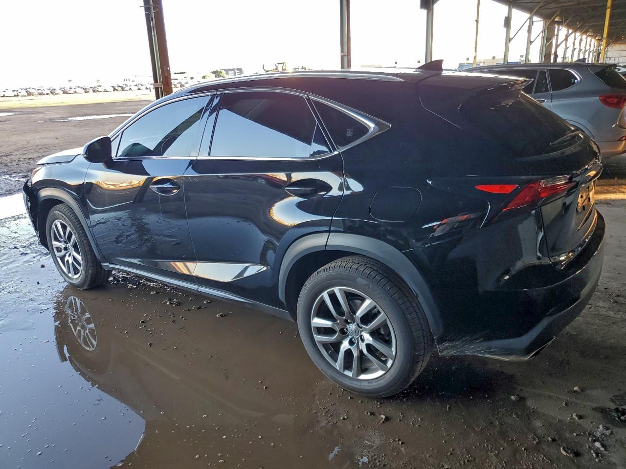Lexus NX 200t Base Image 12