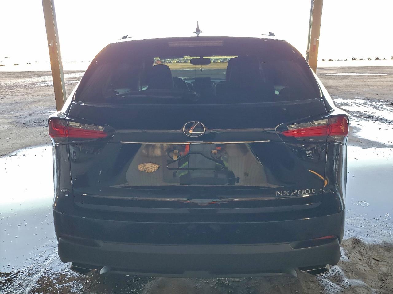 Lexus NX 200t Base Image 8