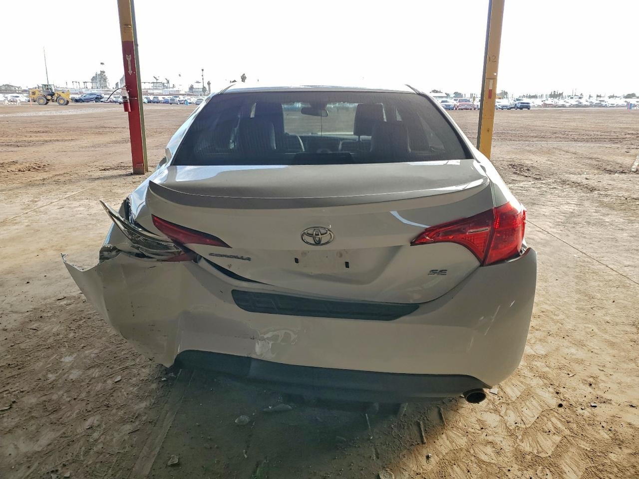 Toyota Corolla L Image 11