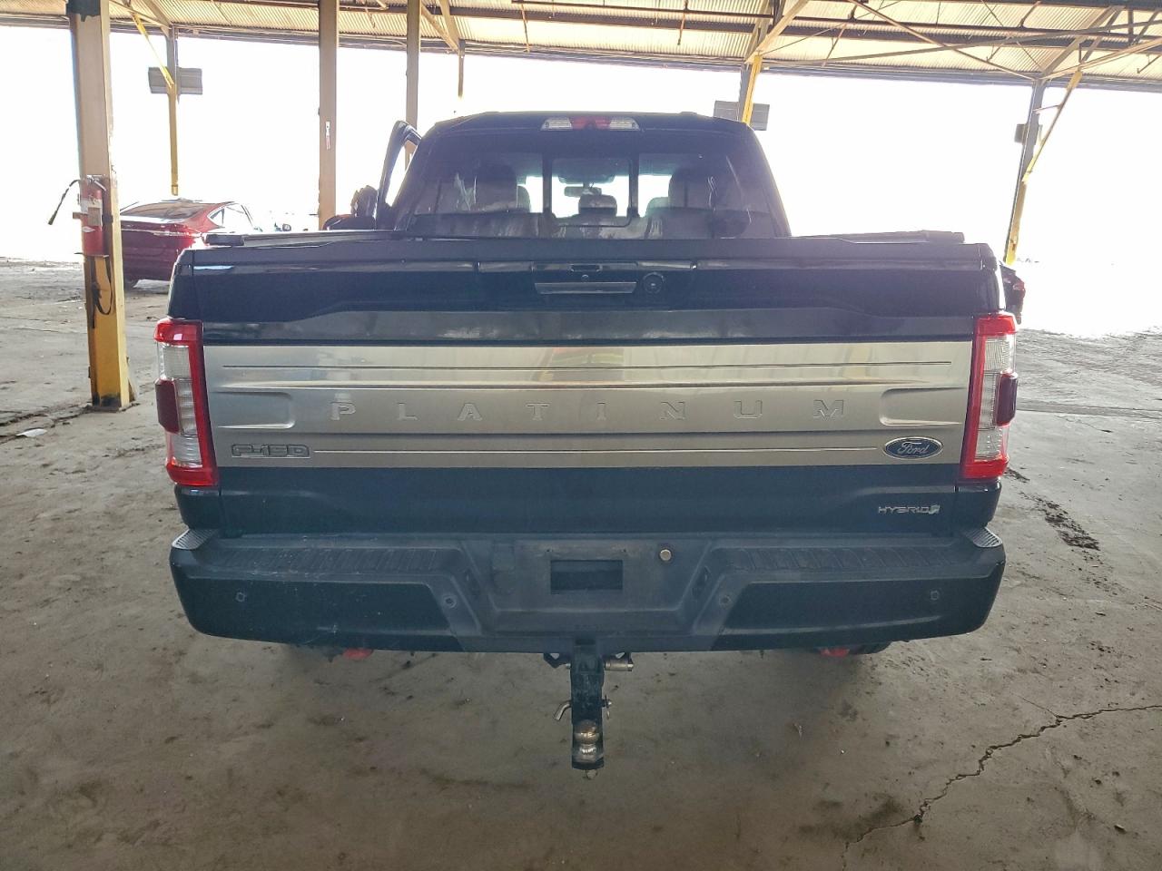 Ford F-150 Supercrew Image 5