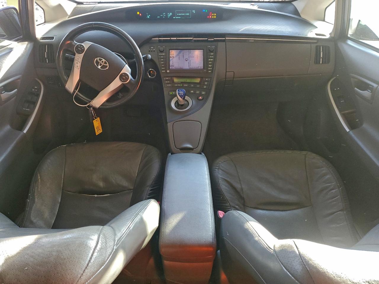 Toyota Prius Image 9