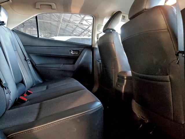 Toyota Corolla L Image 11