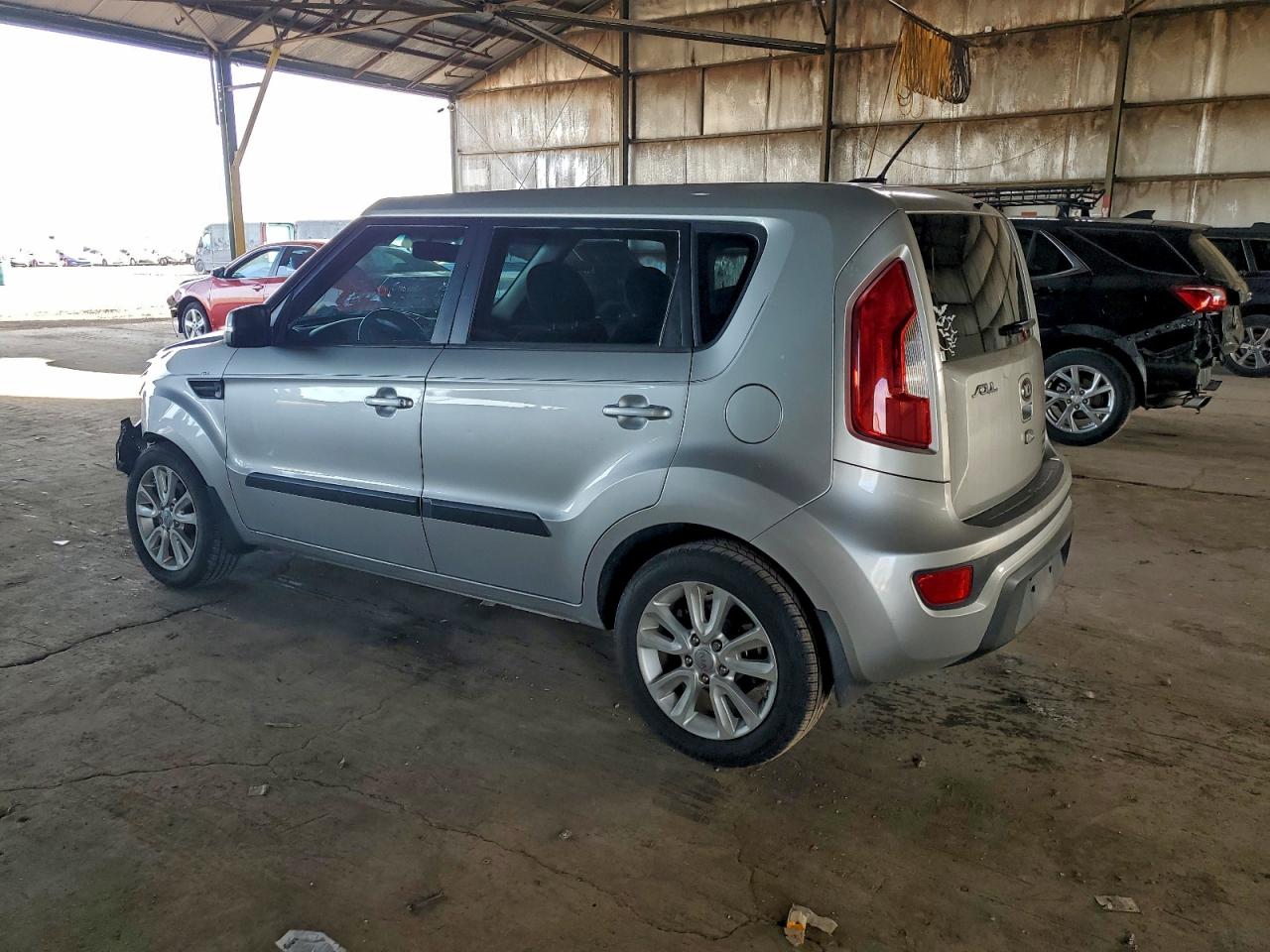 Kia Soul + Image 2