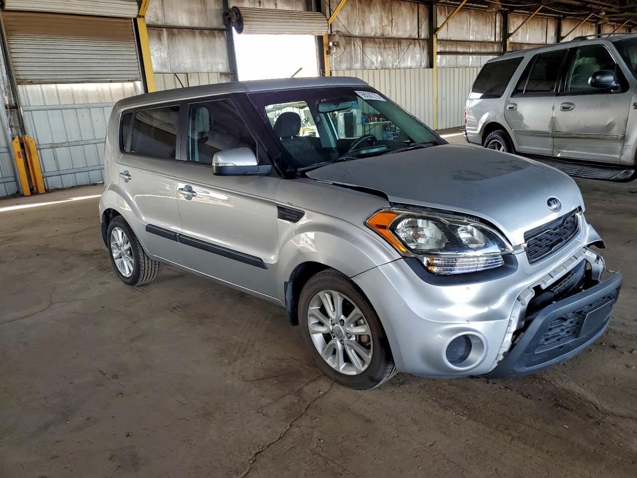 Kia Soul + Image 6