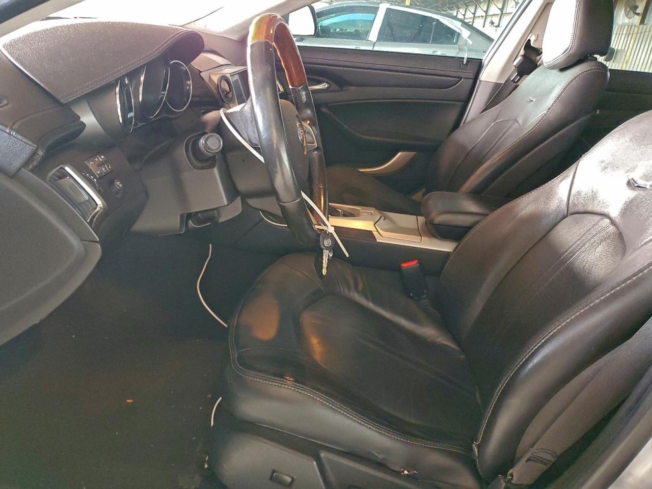 Cadillac CTS Luxury Collection Image 9