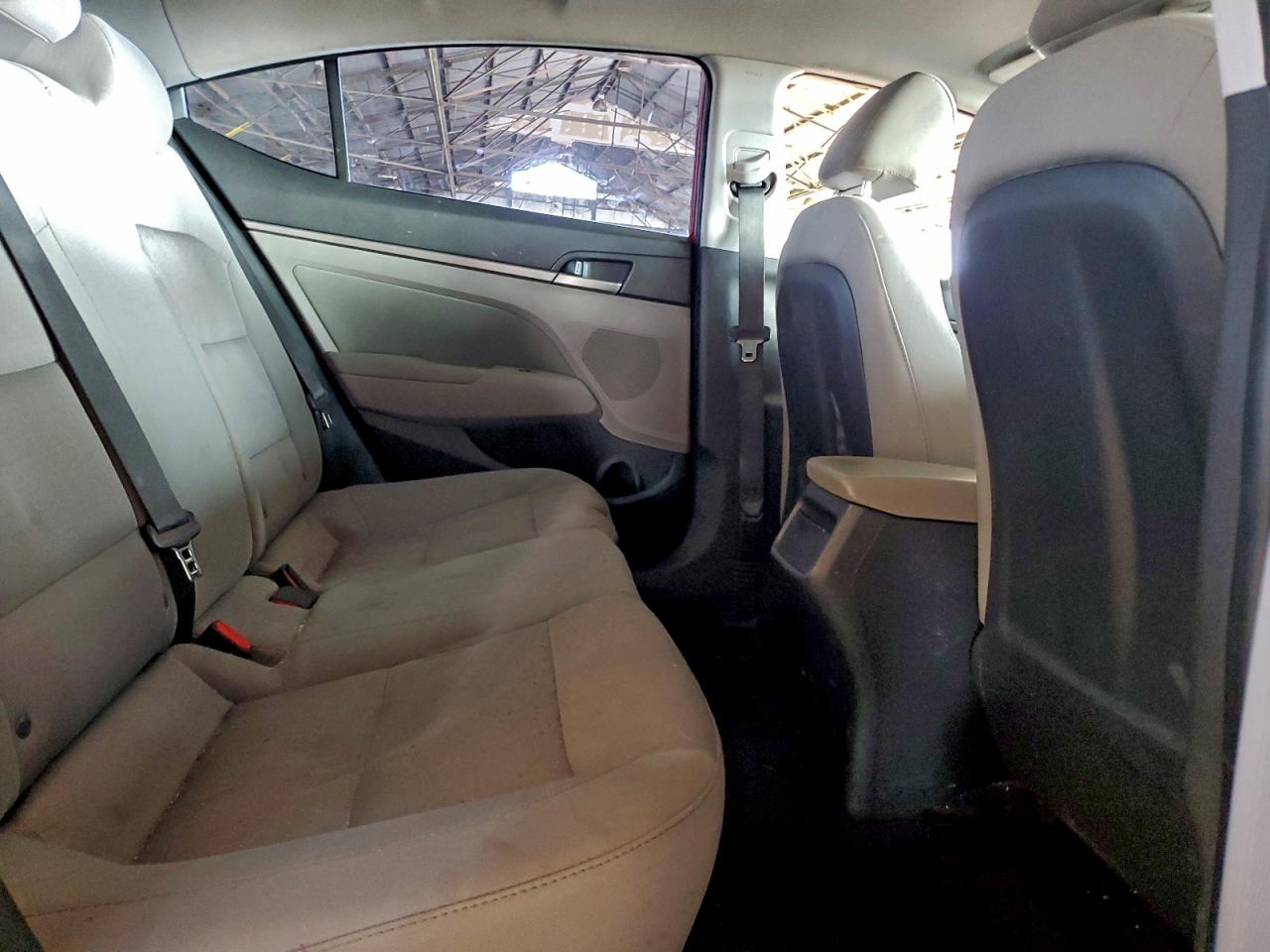 Hyundai ELANTRA Sel Image 7