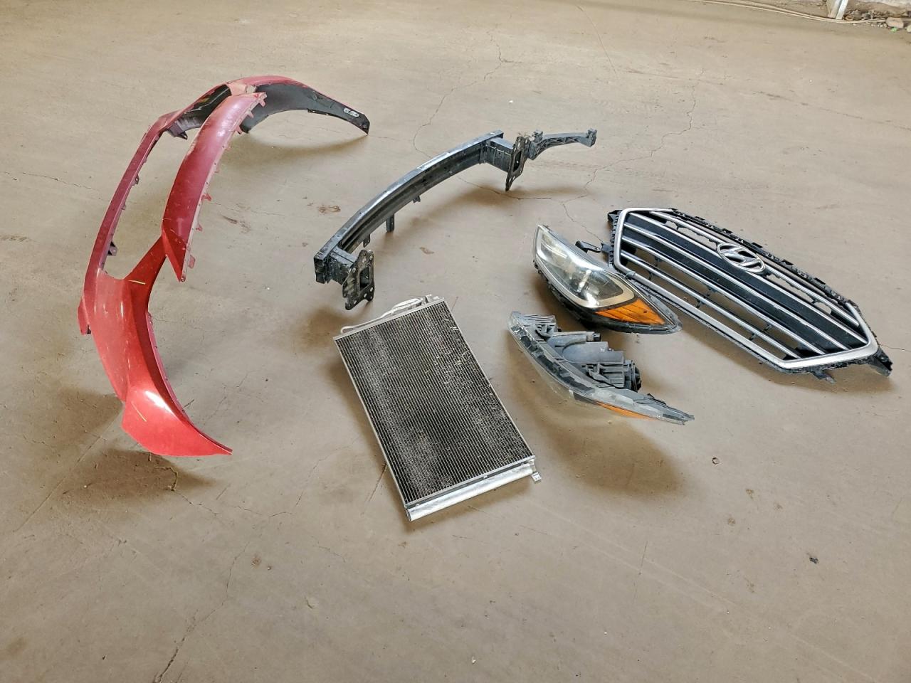 Hyundai ELANTRA Sel Image 12