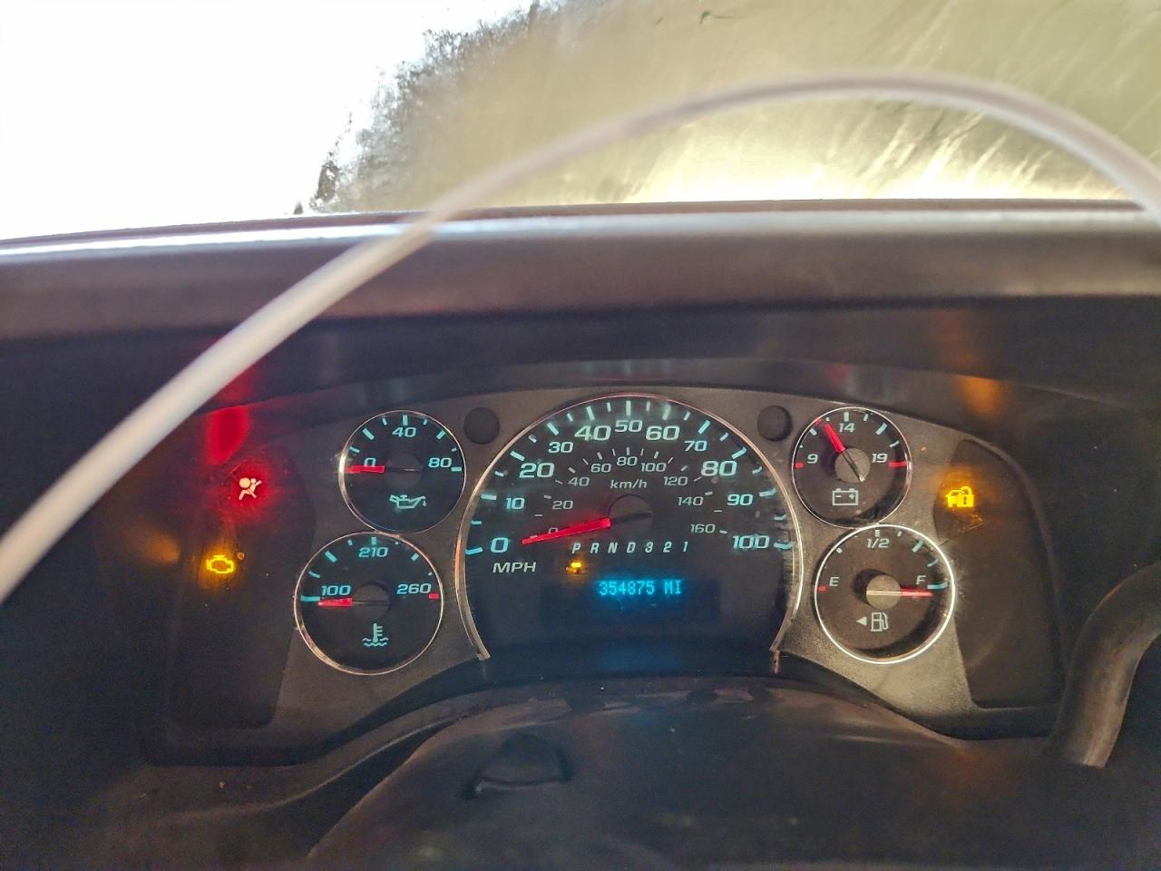 Chevrolet Express Image 6