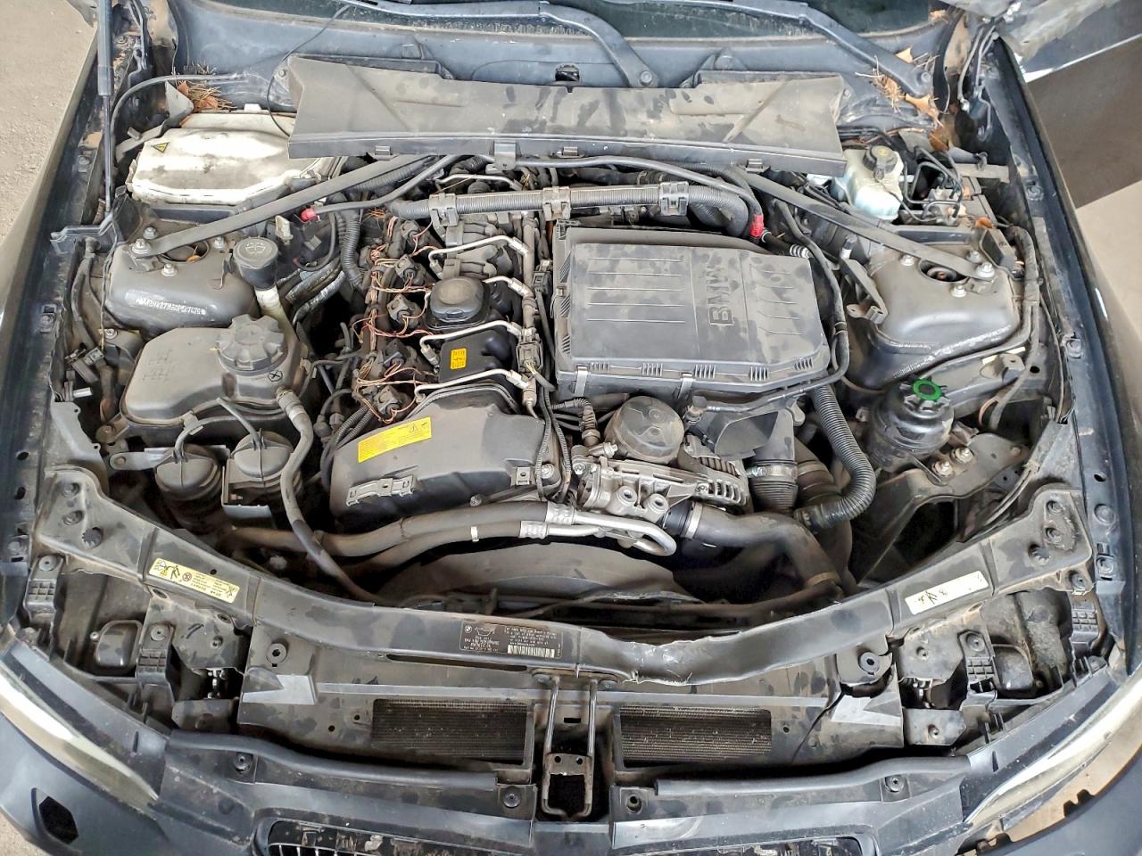 BMW 3 Series I Image 11