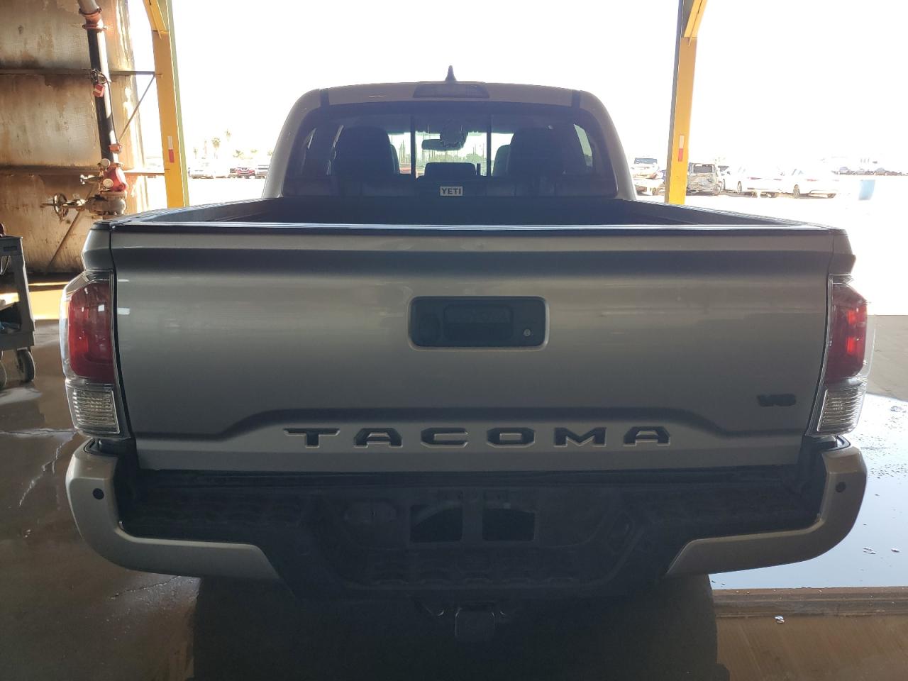 Toyota Tacoma Double Cab Image 9