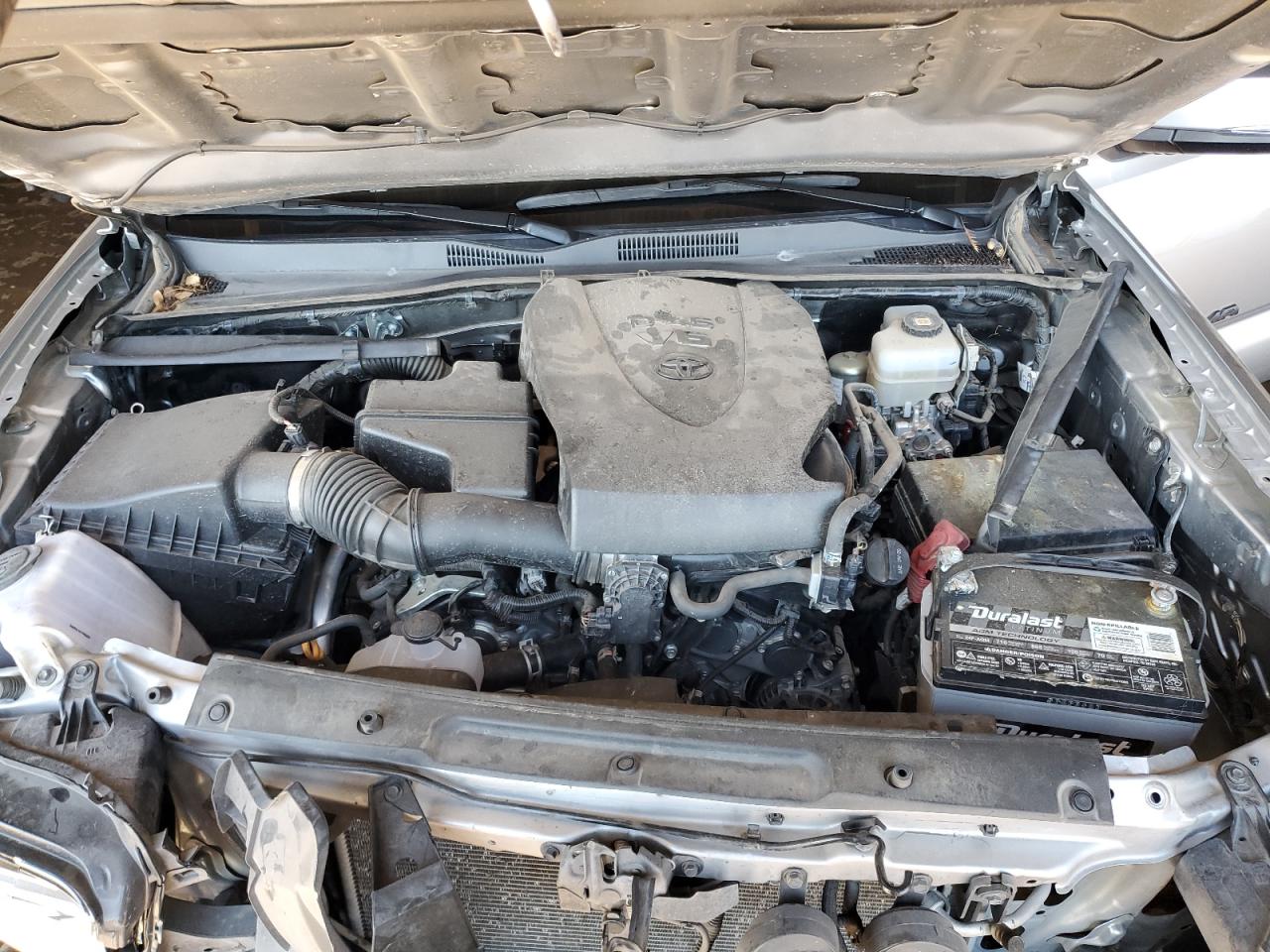 Toyota Tacoma Double Cab Image 12