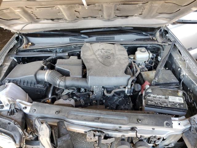 Toyota Tacoma Double Cab Image 12